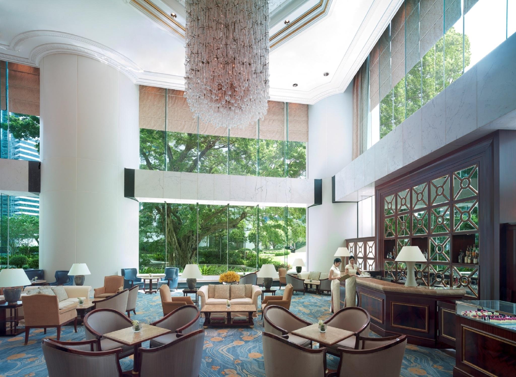 Island Shangri-la, Hotel 5*